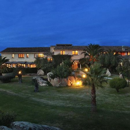 Hotel Pulicinu Baia Sardinia Exteriér fotografie