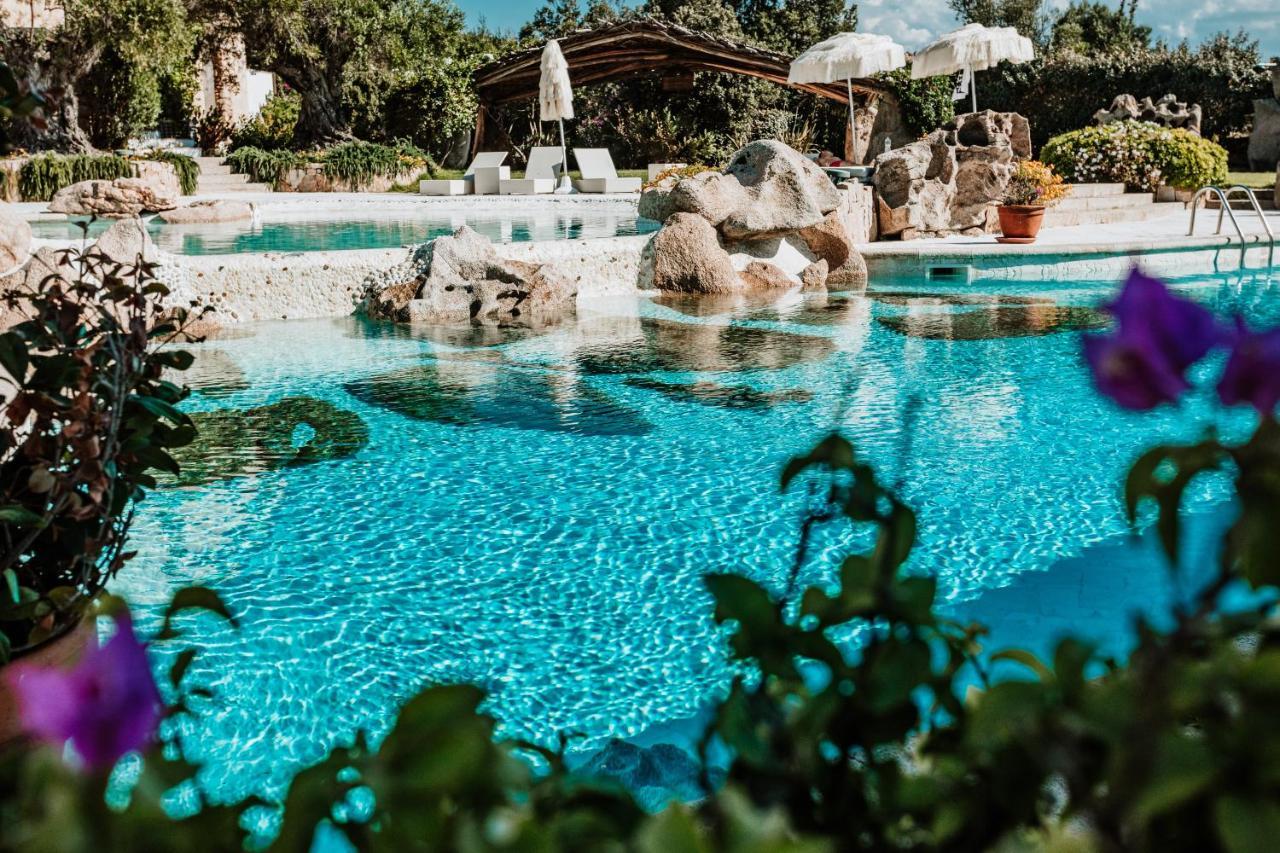 Hotel Pulicinu Baia Sardinia Exteriér fotografie