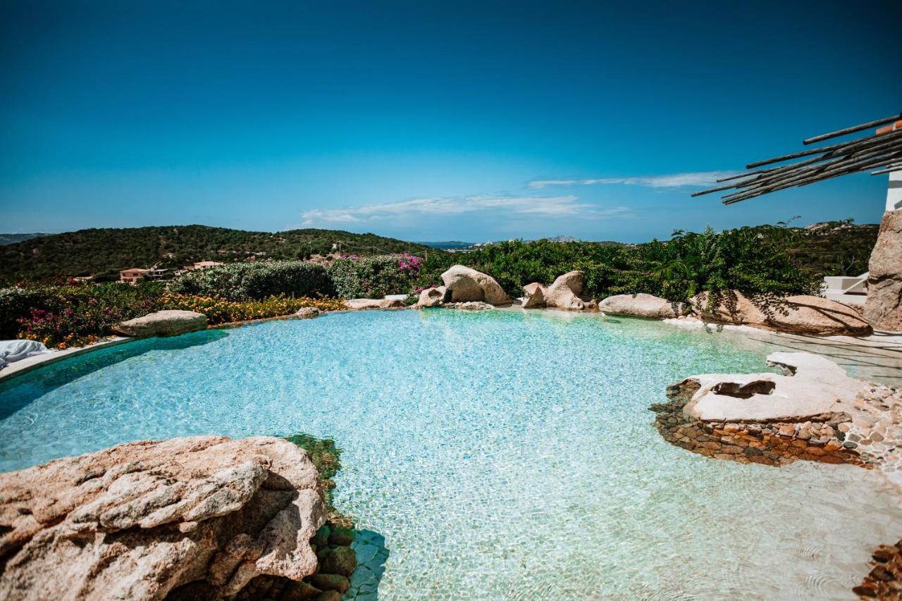 Hotel Pulicinu Baia Sardinia Exteriér fotografie