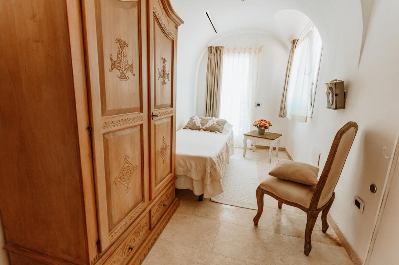 Hotel Pulicinu Baia Sardinia Exteriér fotografie