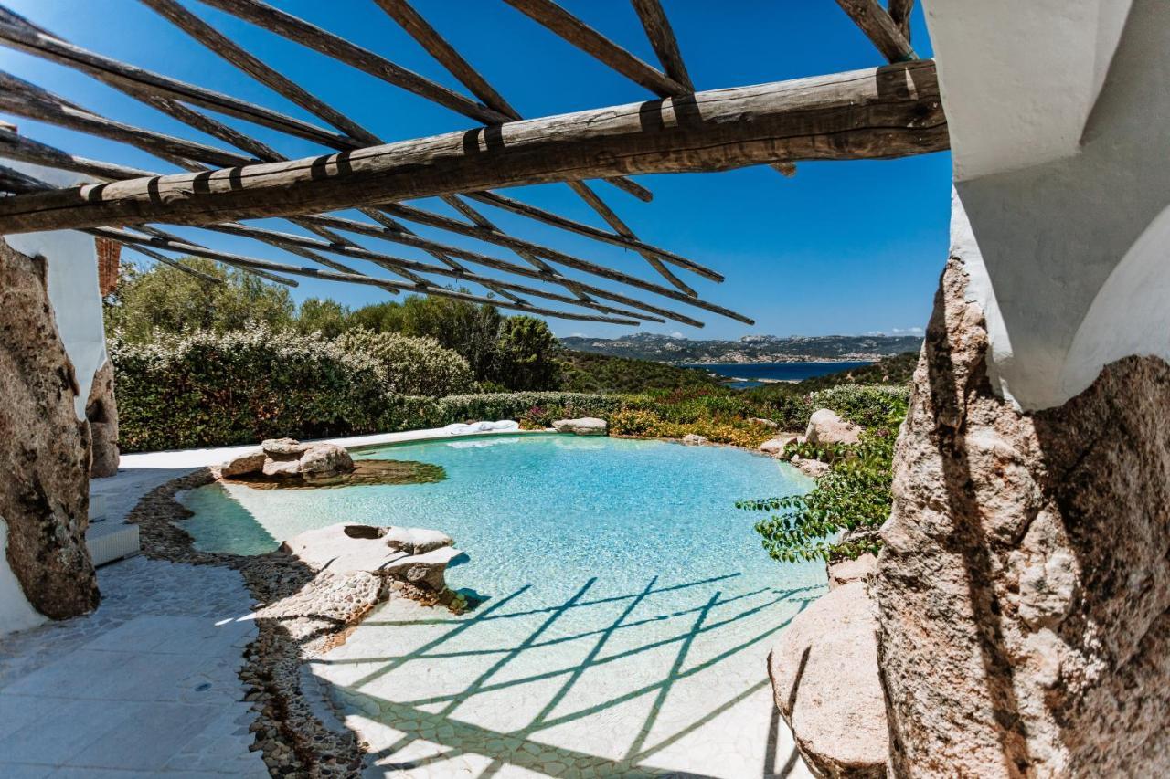 Hotel Pulicinu Baia Sardinia Exteriér fotografie