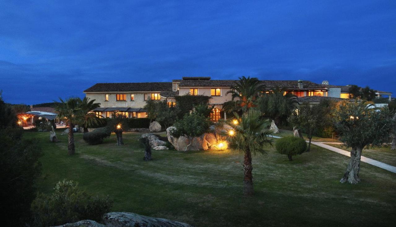 Hotel Pulicinu Baia Sardinia Exteriér fotografie