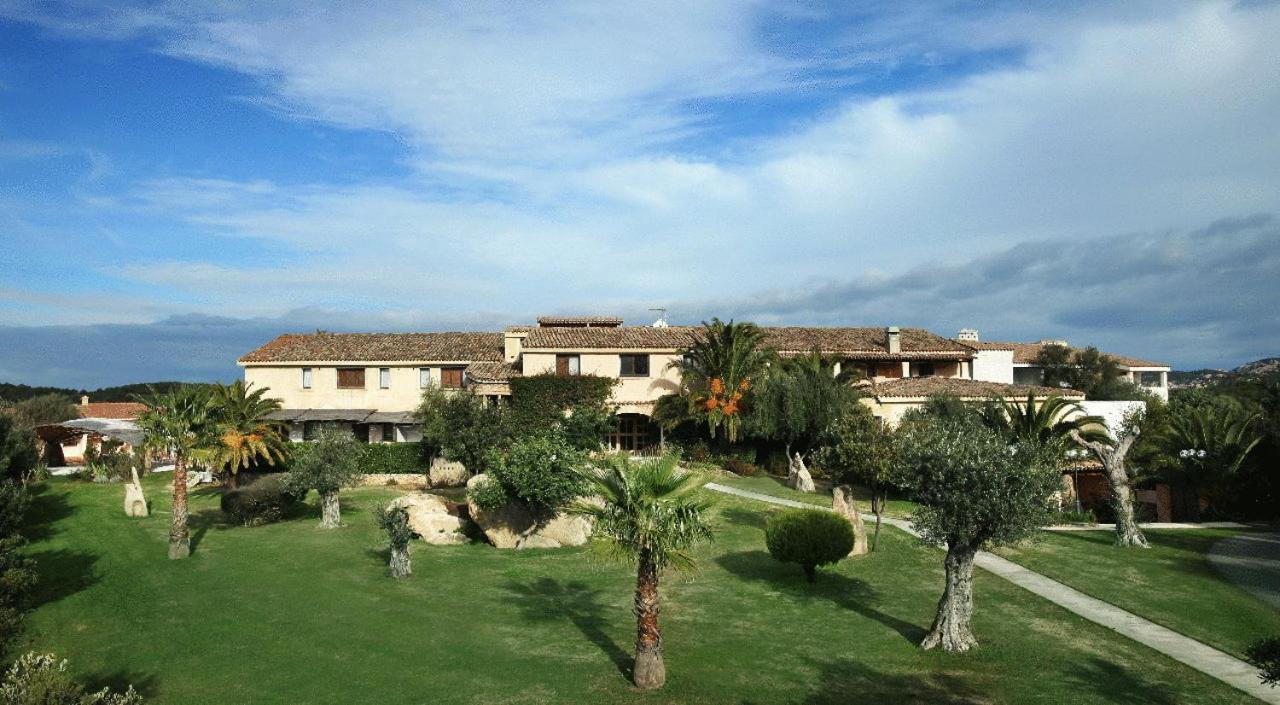 Hotel Pulicinu Baia Sardinia Exteriér fotografie