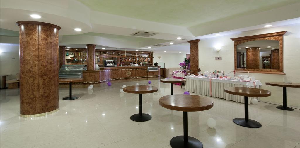 Hotel Pulicinu Baia Sardinia Exteriér fotografie