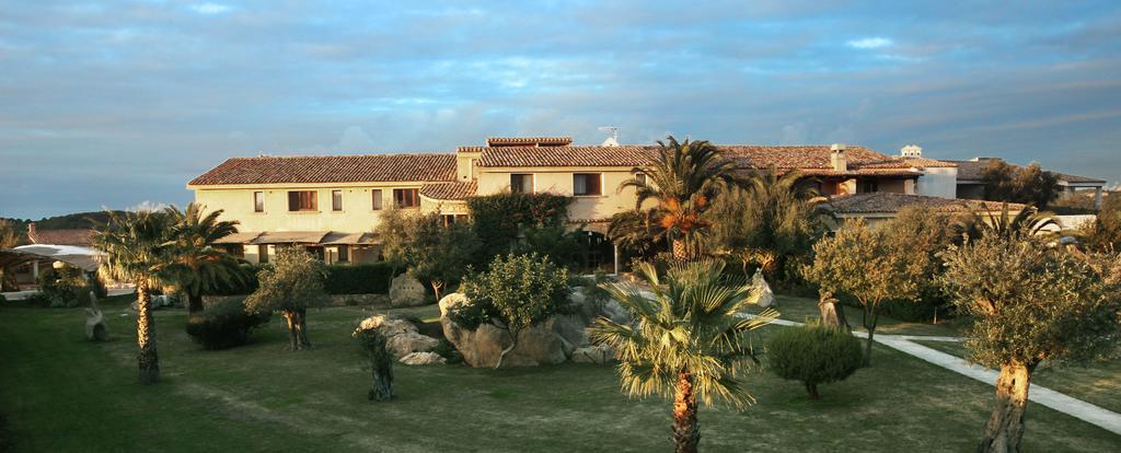 Hotel Pulicinu Baia Sardinia Exteriér fotografie